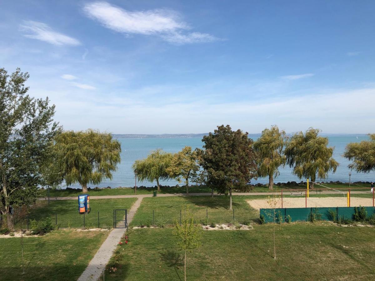 Silver Coast Apartman Siófok Esterno foto