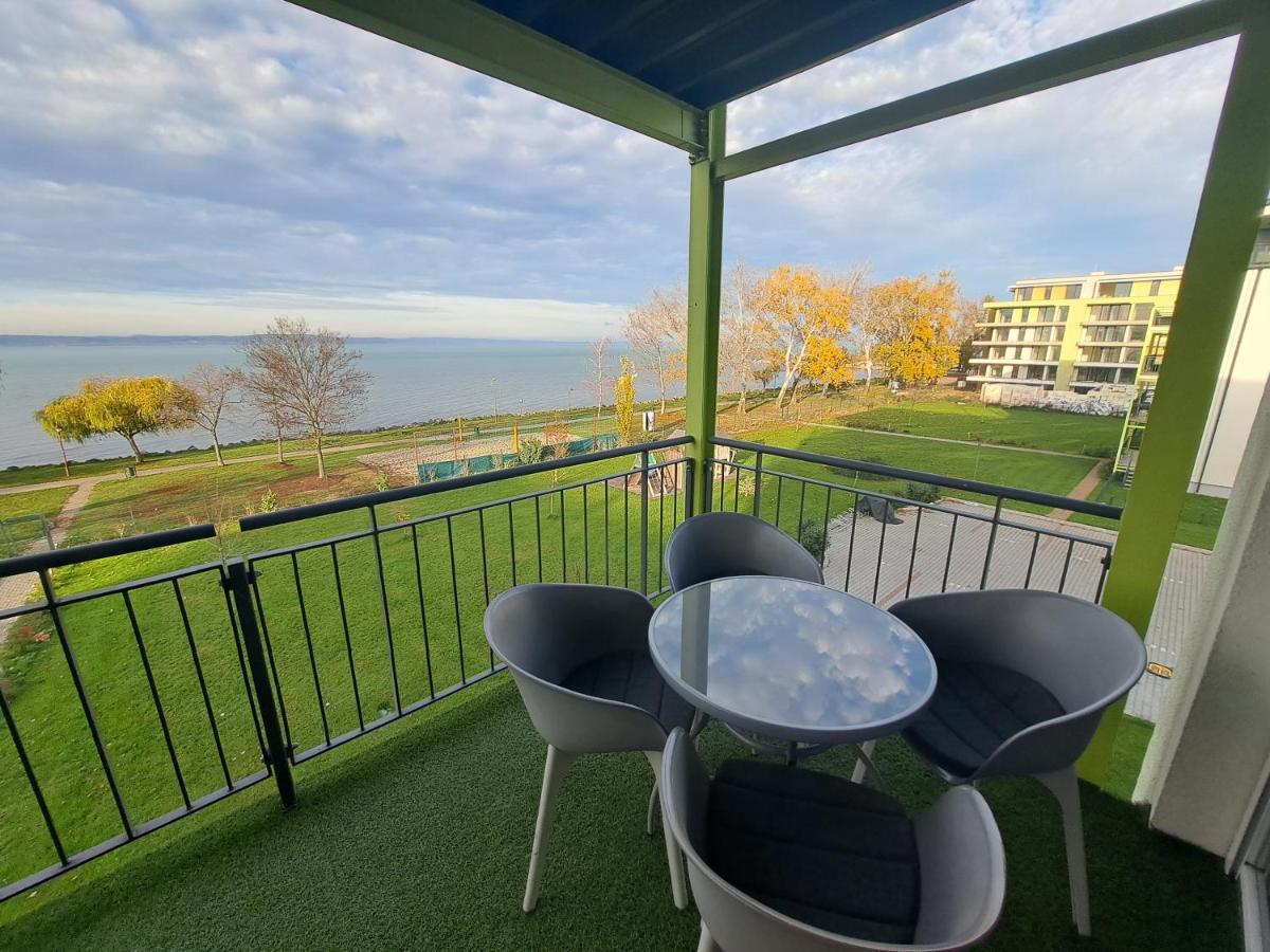 Silver Coast Apartman Siófok Esterno foto